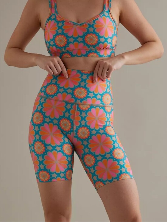 Beyond Yoga Pants - Beyond Yoga Floral Biker Shorts High Waist  Size Small